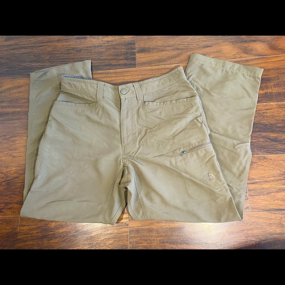 The North Face. perfect condition pants!